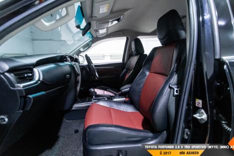 TOYOTA FORTUNER  AT ปี 2017#13