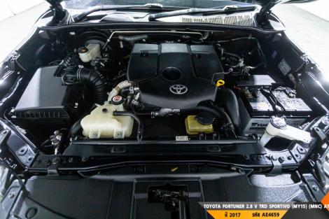TOYOTA FORTUNER  AT ปี 2017#15