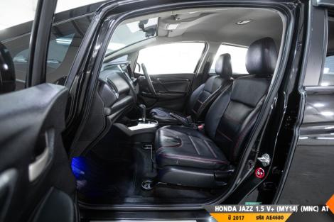 HONDA JAZZ AT ปี 2017#12