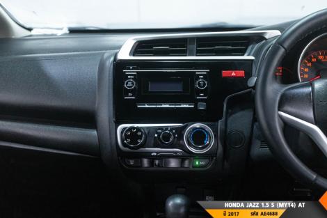 HONDA JAZZ AT ปี 2017#9