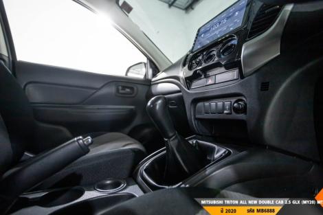 MITSUBISHI TRITON ALL NEW DOUBLE CAB MT ปี 2020#1