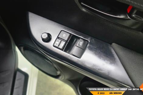 TOYOTA HILUX REVO MT ปี 2022#6