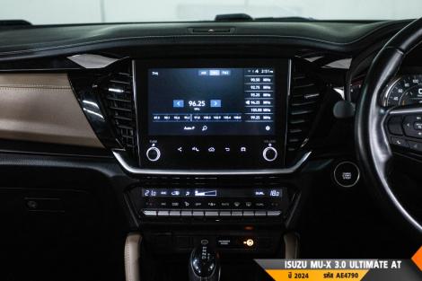 ISUZU MU-X  AT ปี 2024#11