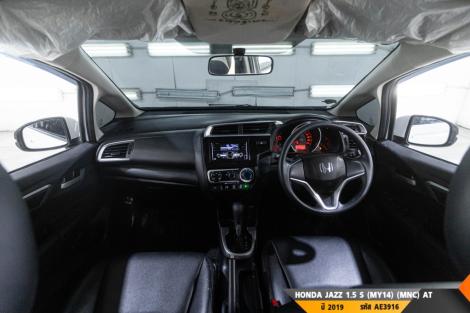 TOYOTA JAZZ  AT ปี 2019#8