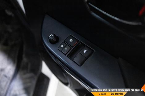 TOYOTA HILUX REVO  MT ปี 2021#5