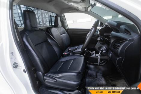 TOYOTA HILUX REVO  MT ปี 2021#6