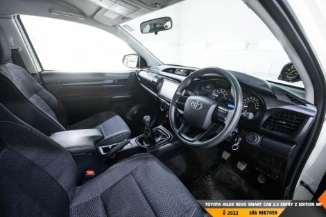 TOYOTA HILUX REVO MT ปี 2022#1