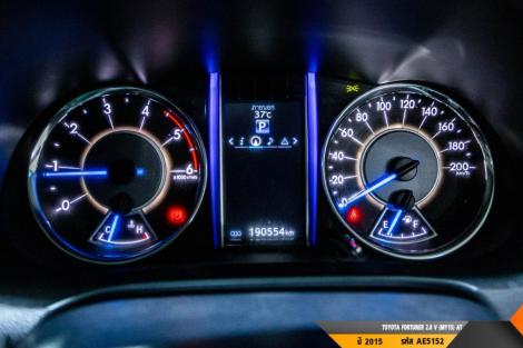 TOYOTA FORTUNER AT ปี 2015#9