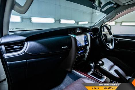 TOYOTA FORTUNER  AT ปี 2016#4