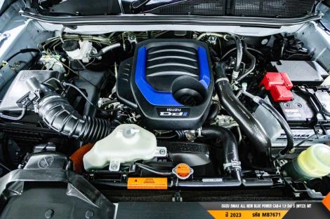 ISUZU DMAX CAB-4  MT ปี 2023#4