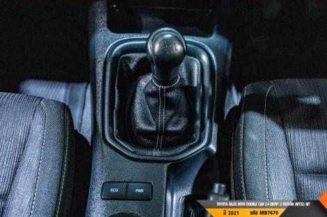 TOYOTA HILUX REVO  MT ปี 2021#9