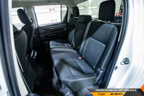 TOYOTA HILUX REVO  MT ปี 2021#10