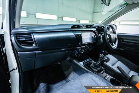 TOYOTA HILUX REVO  MT ปี 2021#11