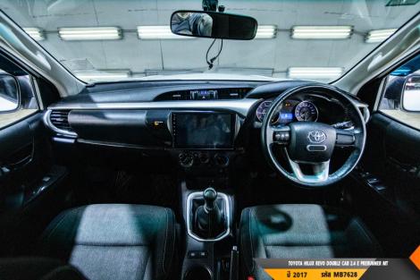 TOYOTA HILUX REVO  MT ปี 2017#4