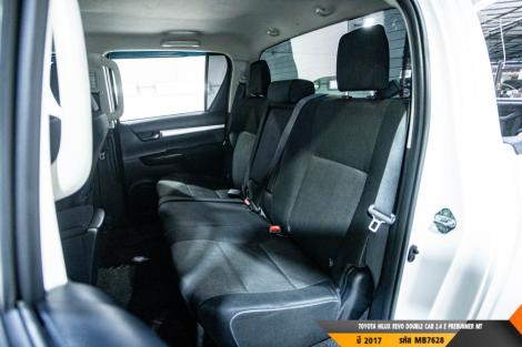 TOYOTA HILUX REVO  MT ปี 2017#6