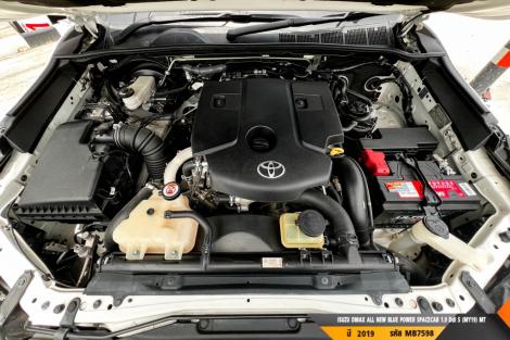 TOYOTA HILUX REVO  MT ปี 2019#6