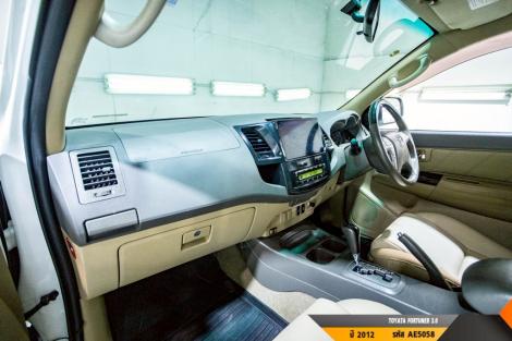 TOYOTA FORTUNER  AT ปี 2012#5
