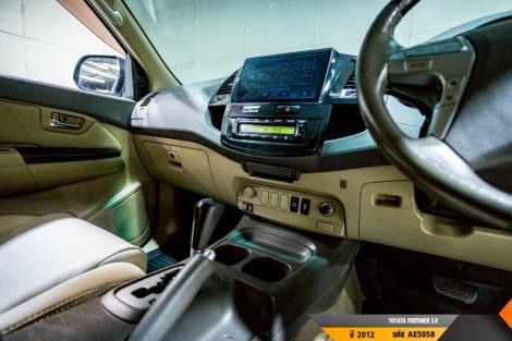 TOYOTA FORTUNER  AT ปี 2012#9