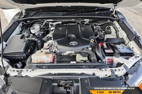 TOYOTA HILUX REVO  MT ปี 2023#4