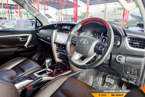 TOYOTA FORTUNER AT ปี 2019#3