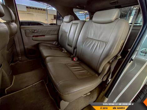 TOYOTA FORTUNER AT4WD. ปี 2010#9