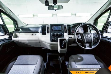 TOYOTA HIACE  MT ปี 2021#3