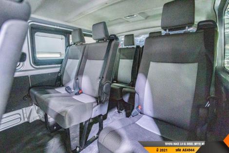TOYOTA HIACE  MT ปี 2021#4