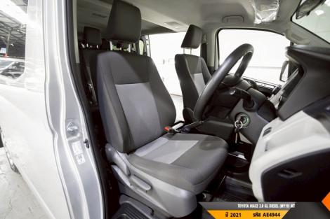 TOYOTA HIACE  MT ปี 2021#8