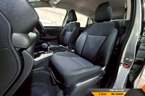 HONDA JAZZ  MT ปี 2018#1
