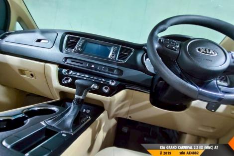 KIA GRAND CARNIVAL  AT ปี 2019#7