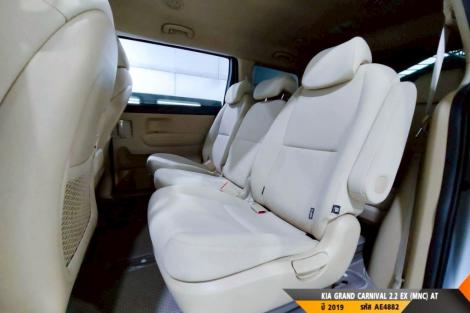 KIA GRAND CARNIVAL  AT ปี 2019#9