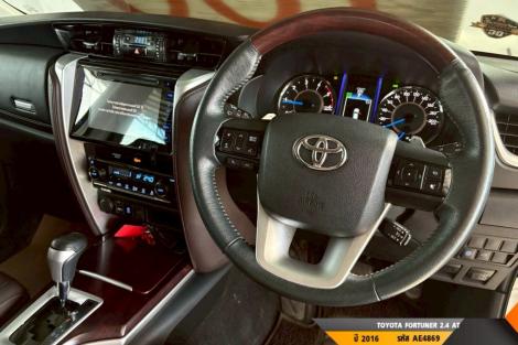 TOYOTA FORTUNER  AT ปี 2016#4