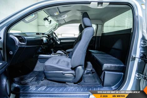 TOYOTA HILUX REVO  AT ปี 2020#10