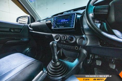 TOYOTA HILUX REVO MT ปี 2019#1