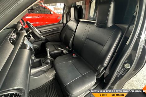 TOYOTA HILUX REVO  MT ปี 2022#4