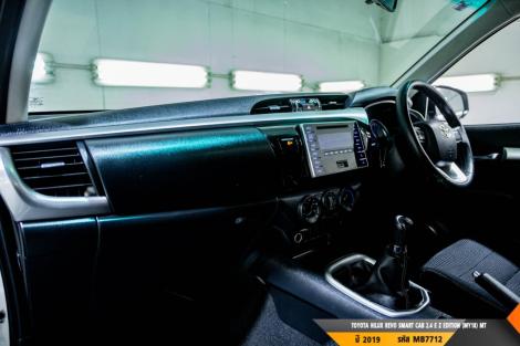TOYOTA HILUX REVO  MT ปี 2019#8