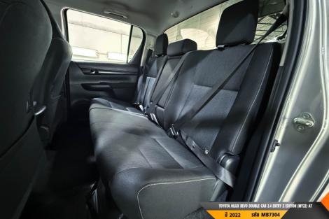 TOYOTA HILUX REVO  AT ปี 2022#4
