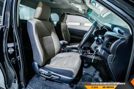 TOYOTA HILUX REVO MT ปี 2016#6