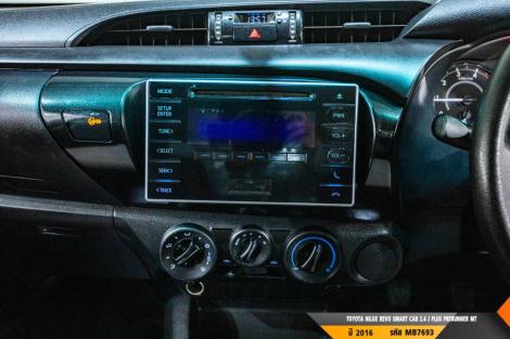 TOYOTA HILUX REVO MT ปี 2016#10