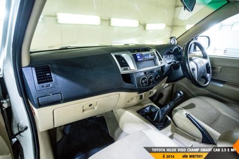 TOYOTA HILUX VIGO MT ปี 2014#3