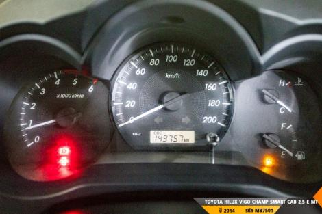 TOYOTA HILUX VIGO MT ปี 2014#8
