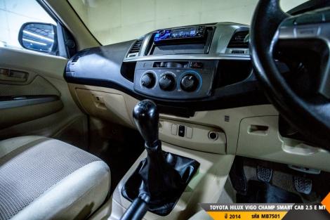 TOYOTA HILUX VIGO MT ปี 2014#10