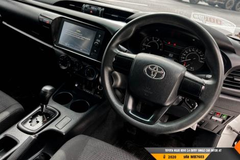 TOYOTA HILUX REVO  AT ปี 2020#2