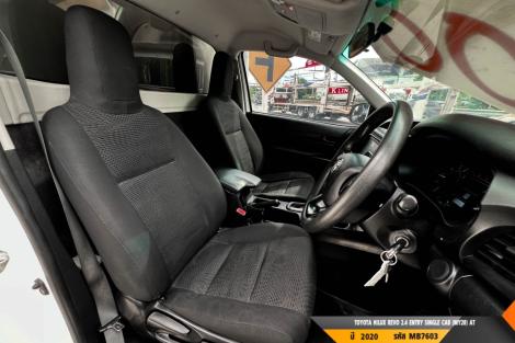 TOYOTA HILUX REVO  AT ปี 2020#3