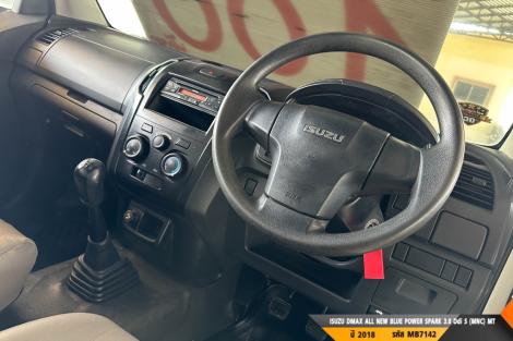 ISUZU DMAX SPARK MT ปี 2018#1