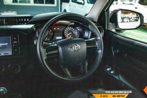 TOYOTA HILUX REVO  MT ปี 2019#6