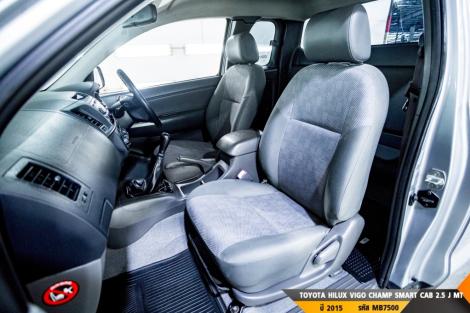 TOYOTA HILUX VIGO  MT ปี 2015#1
