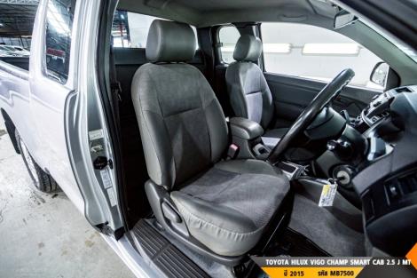 TOYOTA HILUX VIGO  MT ปี 2015#7