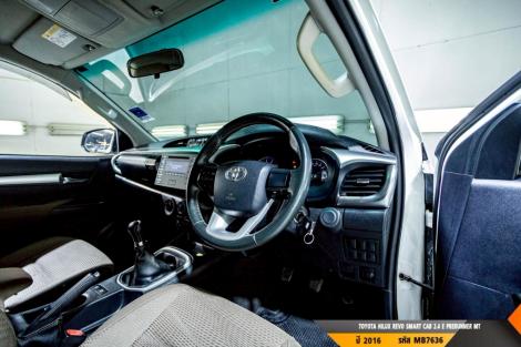TOYOTA HILUX REVO  MT ปี 2016#8