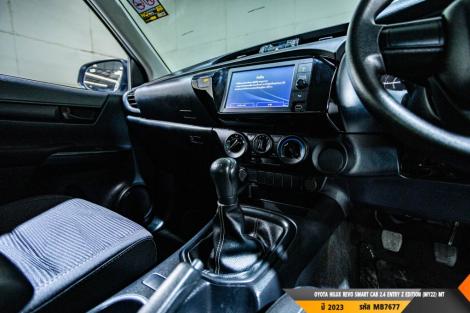 TOYOTA HILUX REVO  MT ปี 2023#1